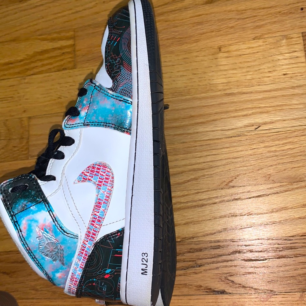 Air Jordan 1 Mid SE GS “take flight” shoes